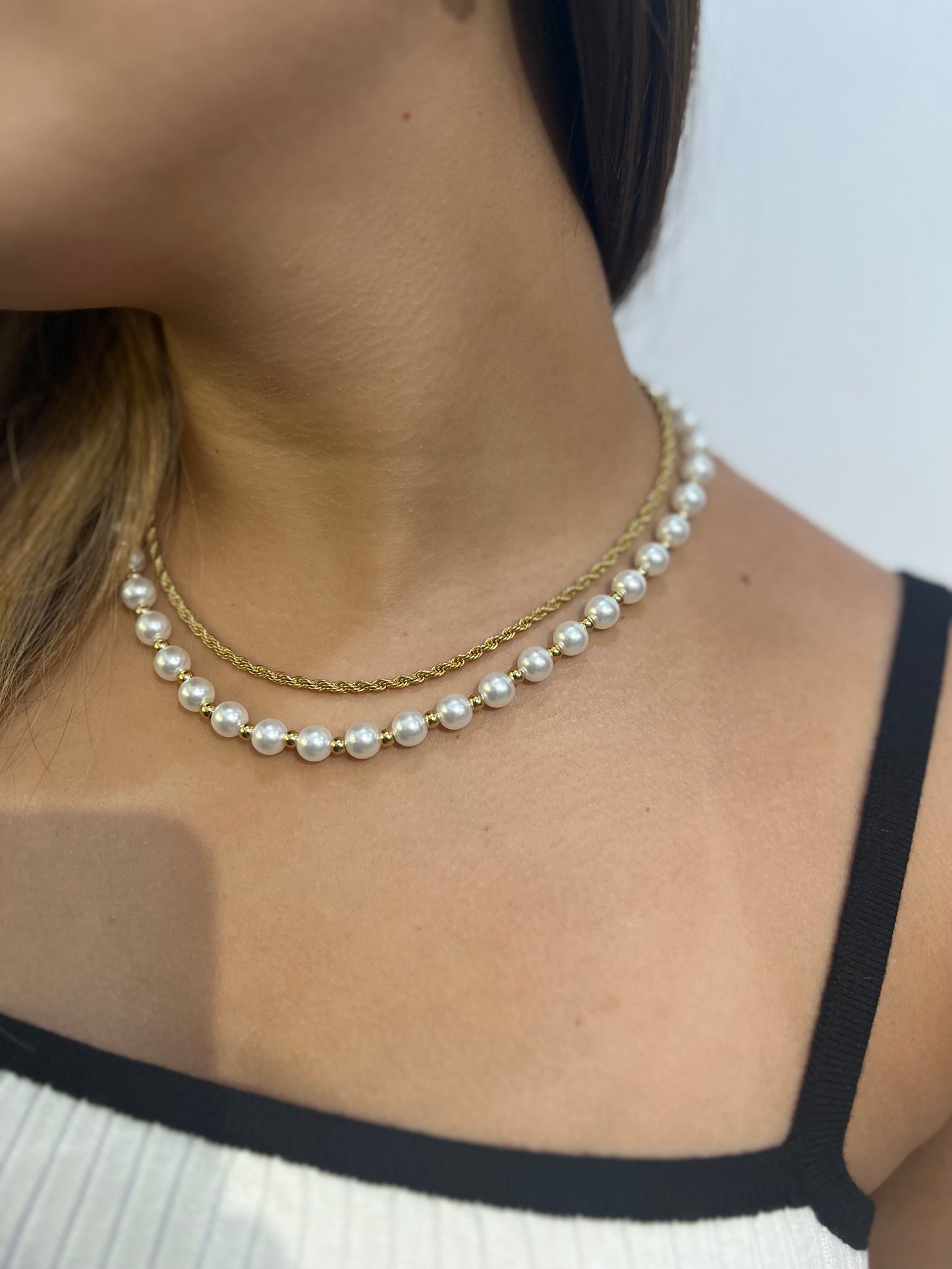 PEARLS NECKLACE