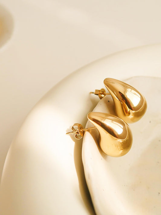 18K Gold Droplet Earring