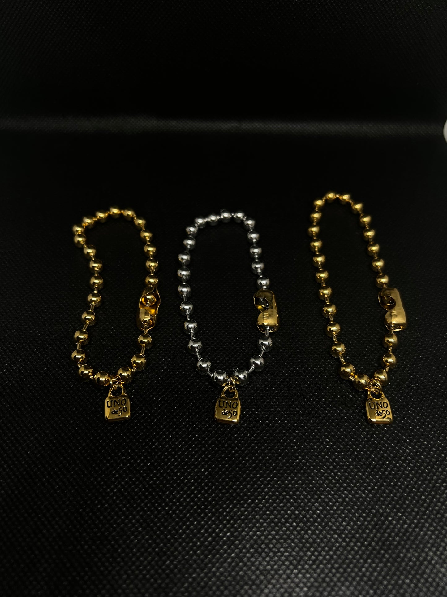 GOLD UNO 50 BRACELET