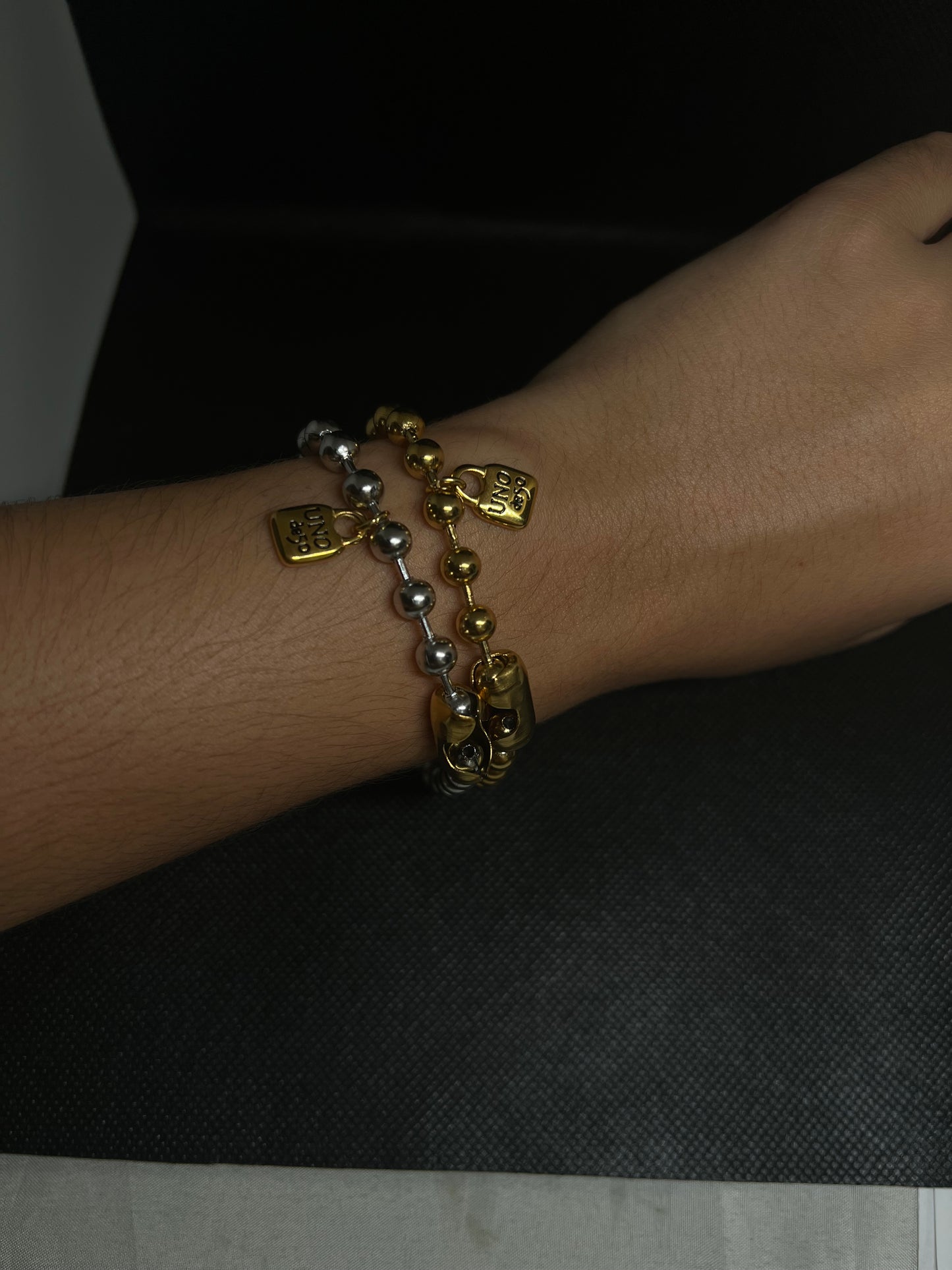 SILVER & GOLD UNO 50 BRACELETS