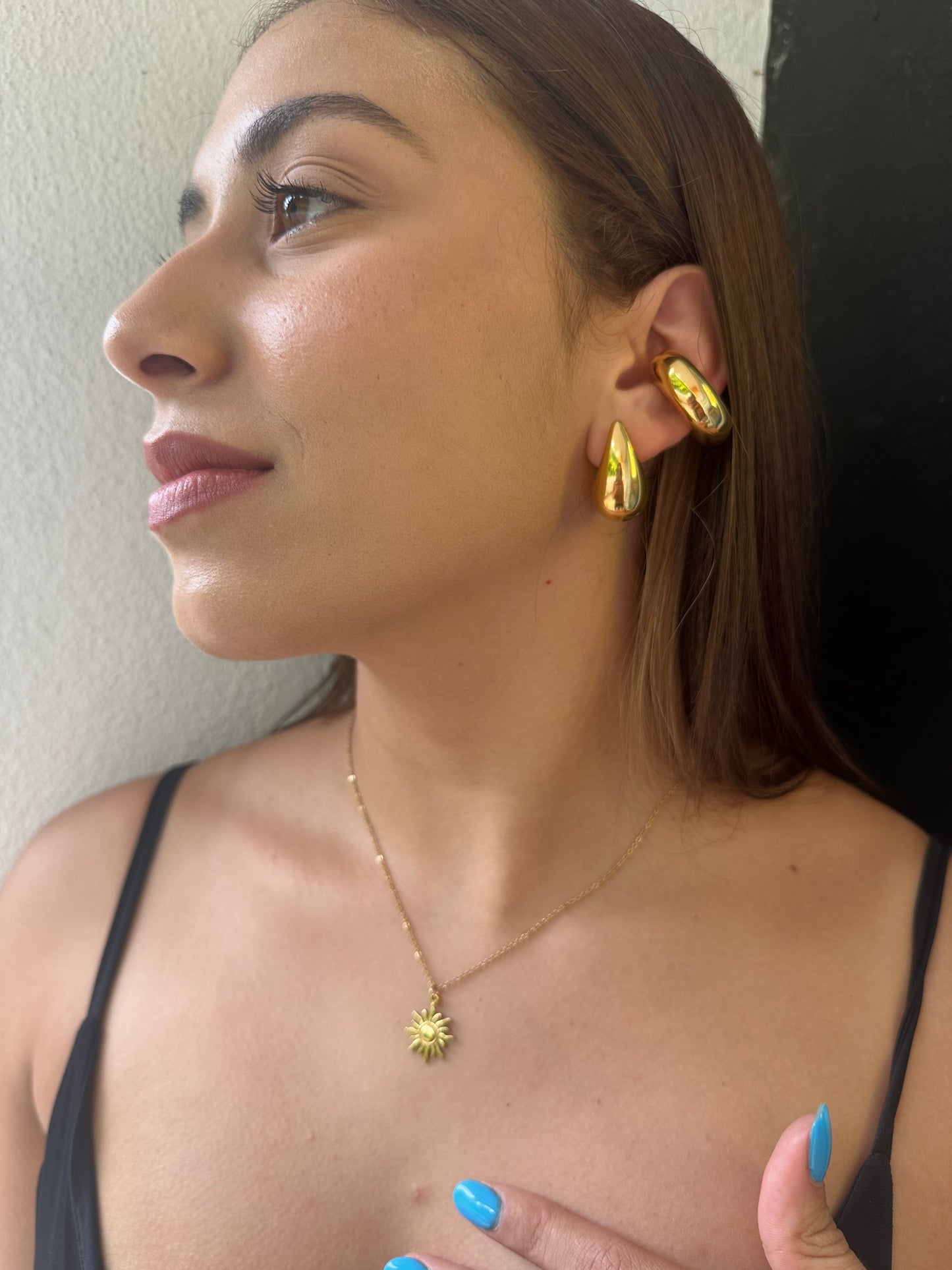 18K Gold Droplet Earring