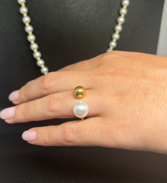 PEARLS RING